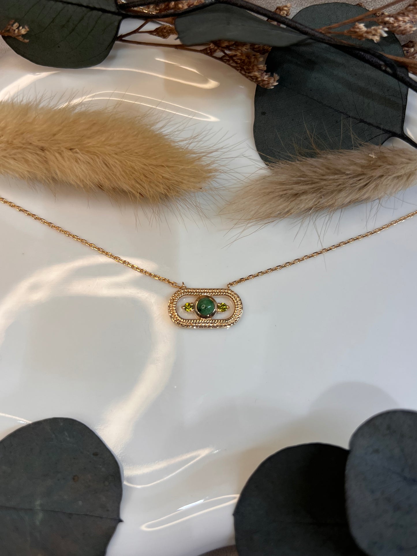 COLLIER TAMARA