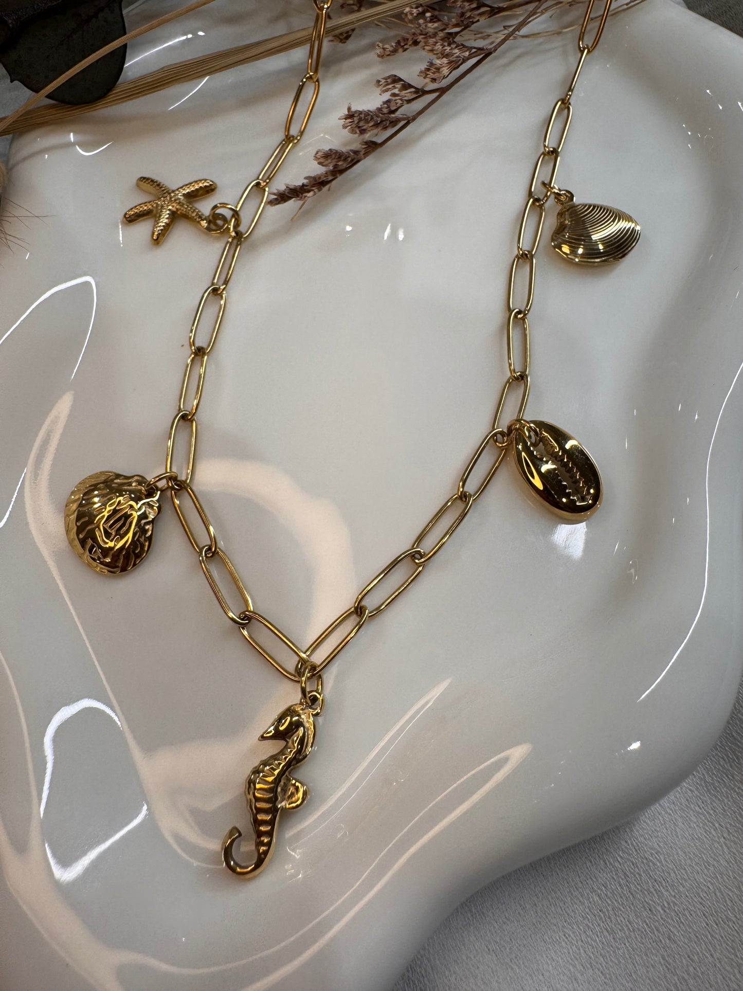 COLLIER LOUANA