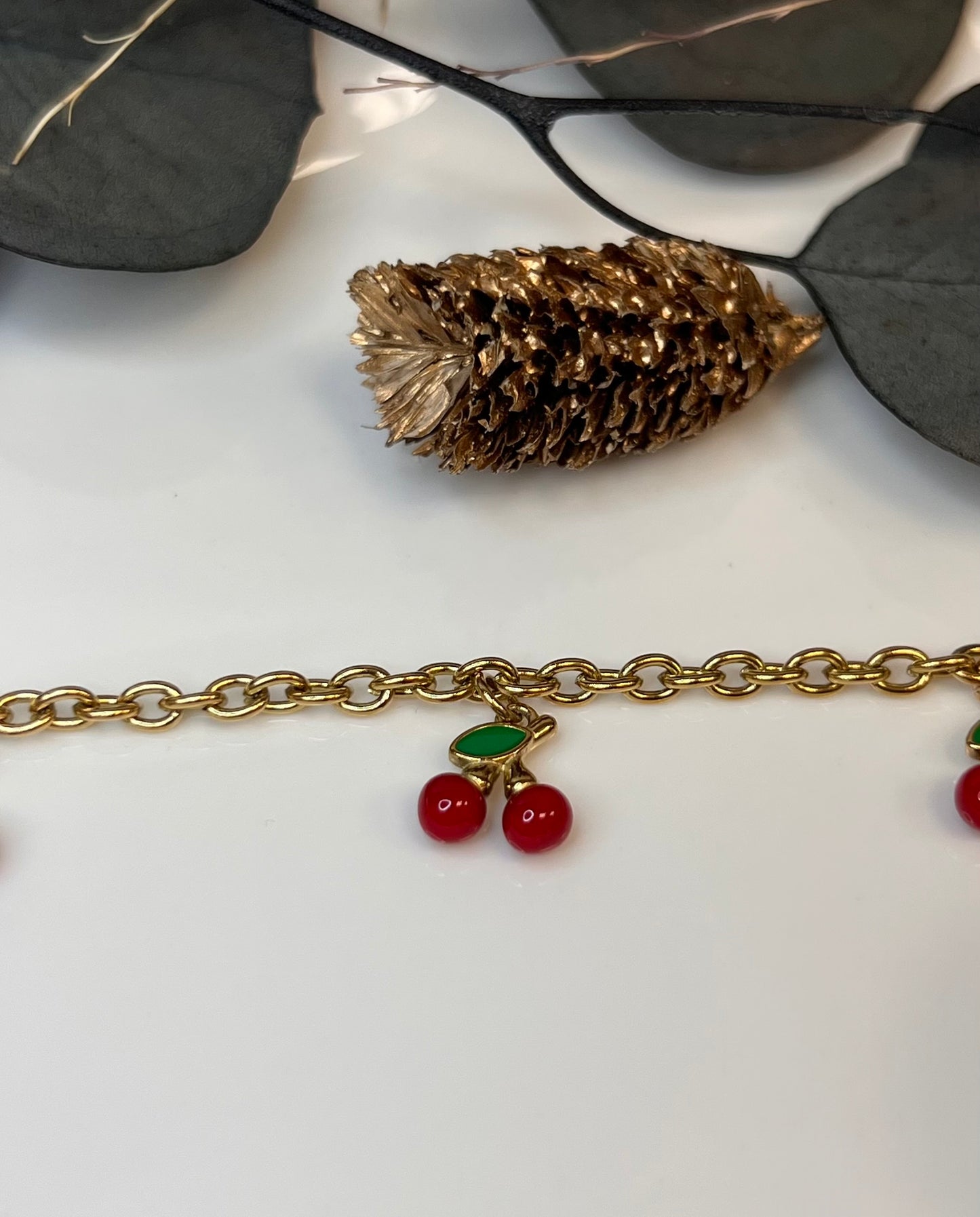 CHAÎNE DE CHEVILLE CERISES