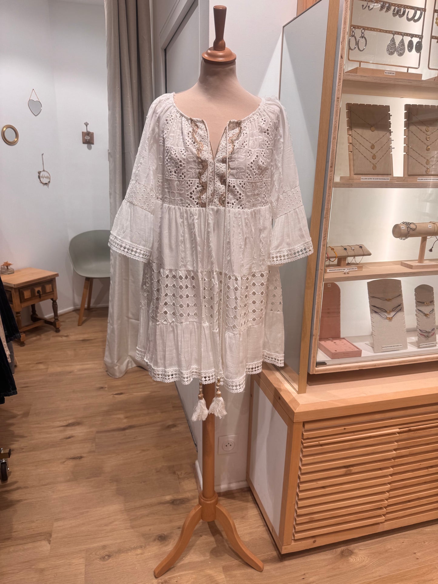 ROBE ALEXANDRA