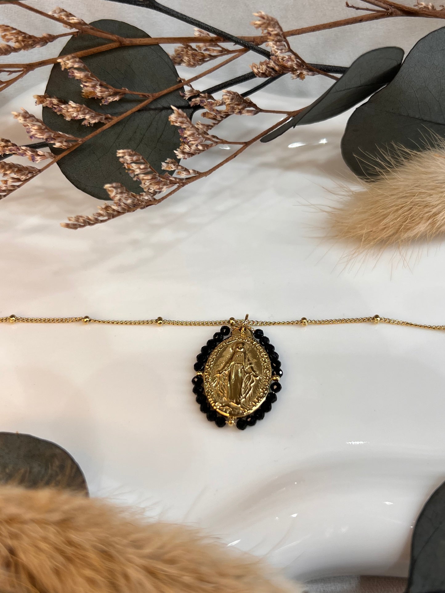 COLLIER ALBA