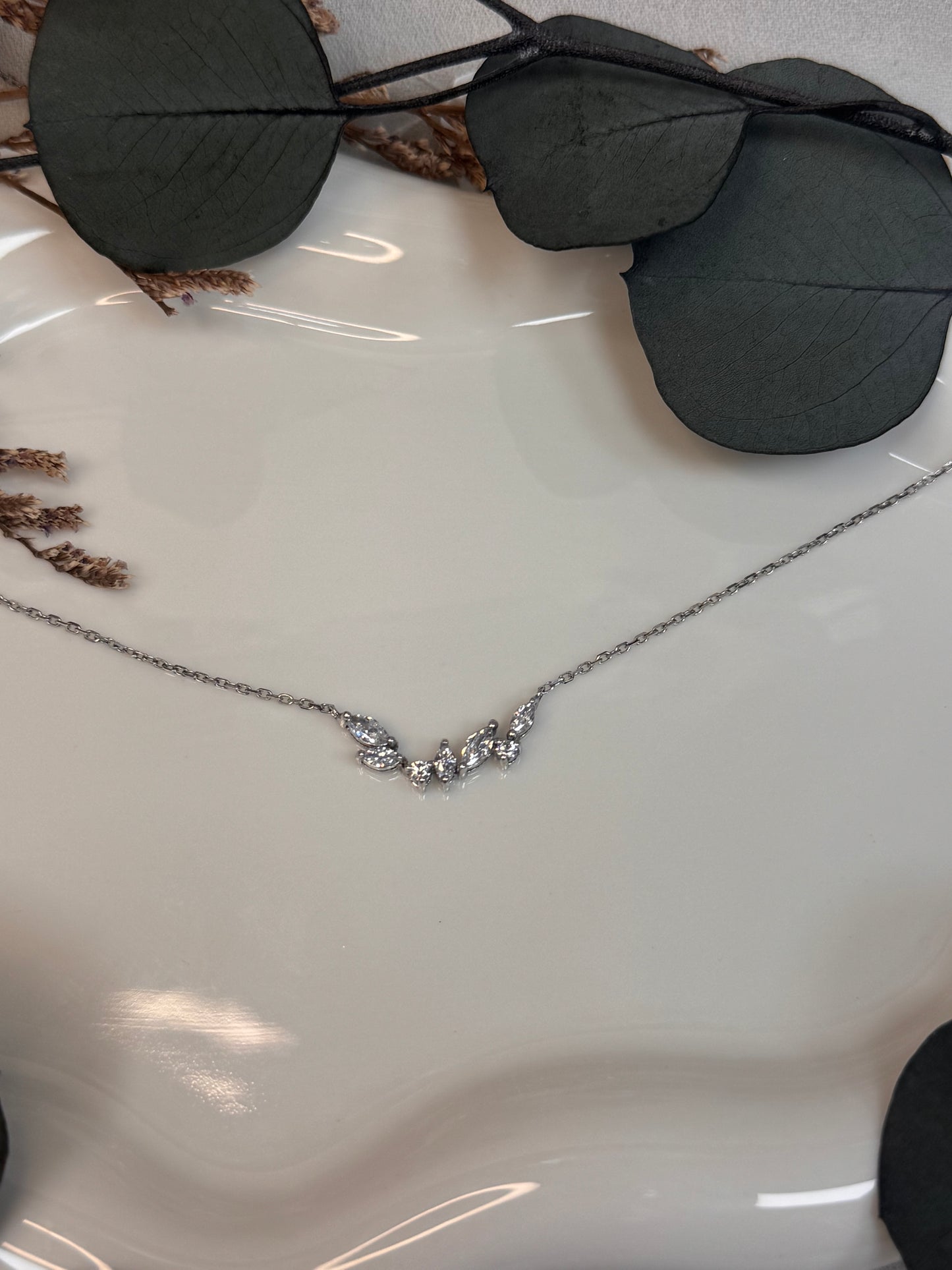 COLLIER STELLA