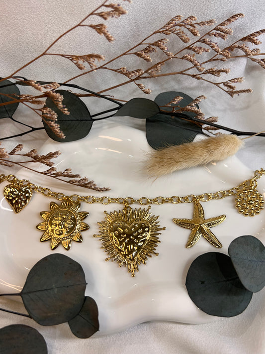 COLLIER STELYANE
