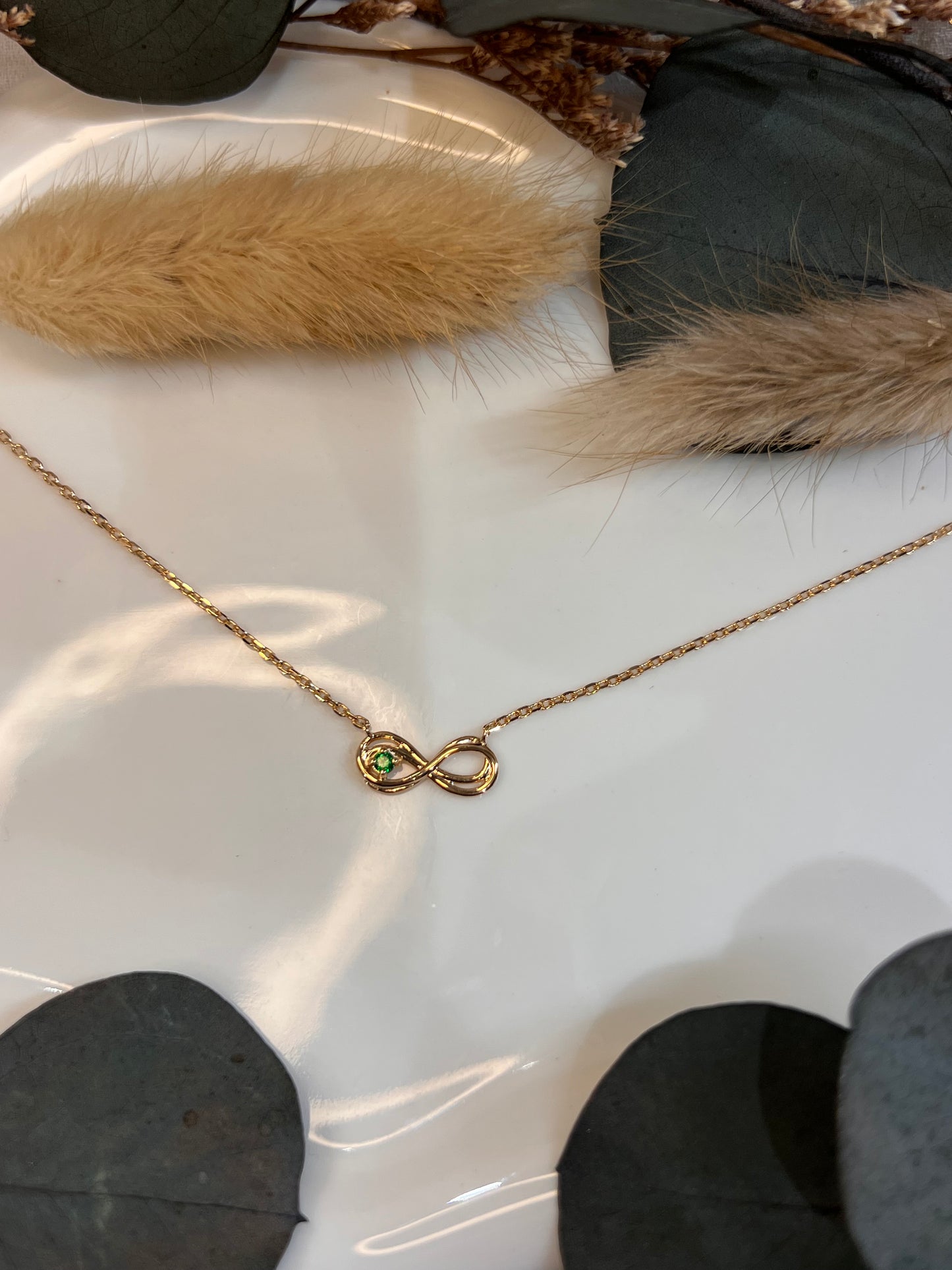 COLLIER MENTISSA