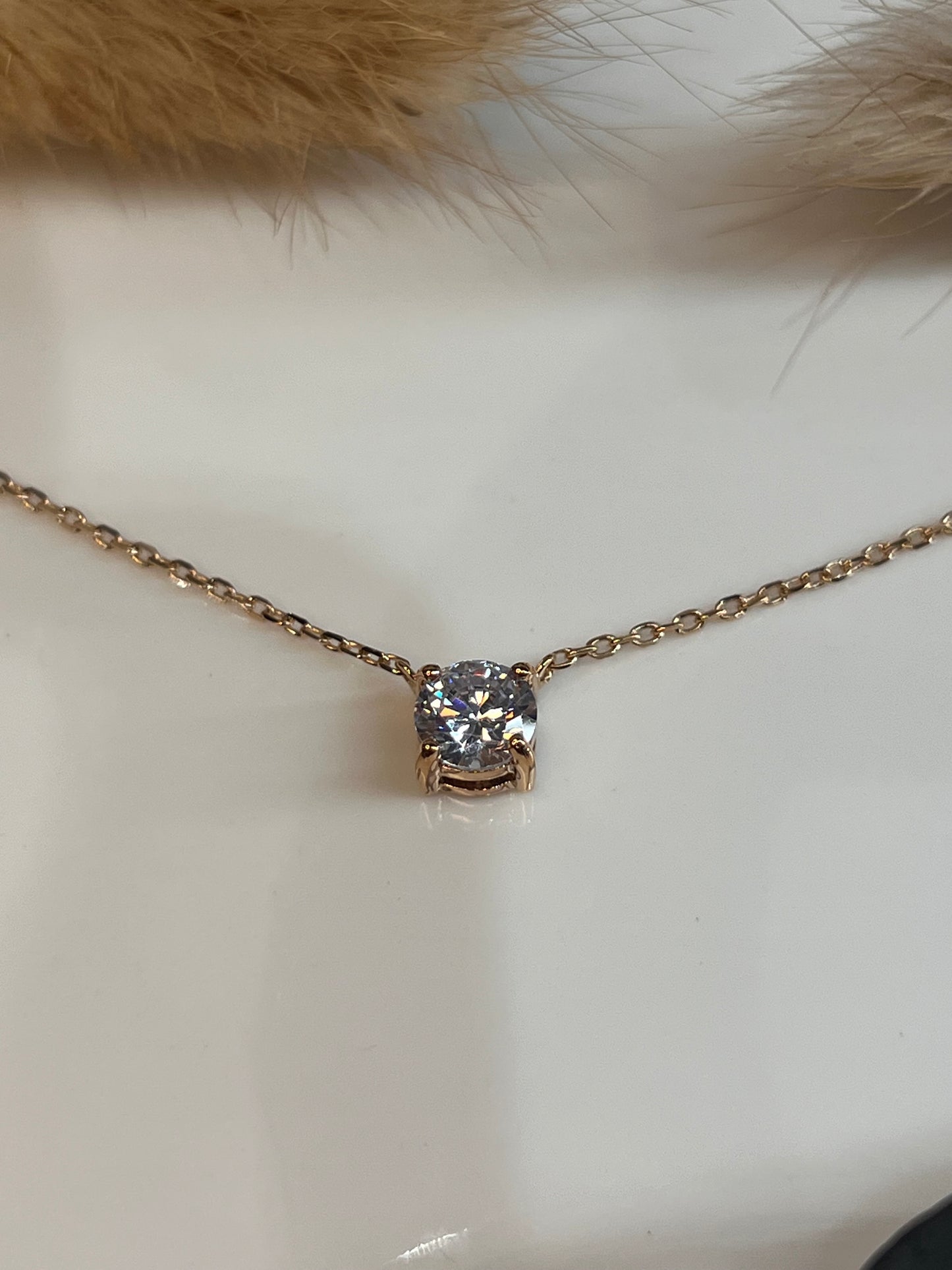COLLIER CHRISTY
