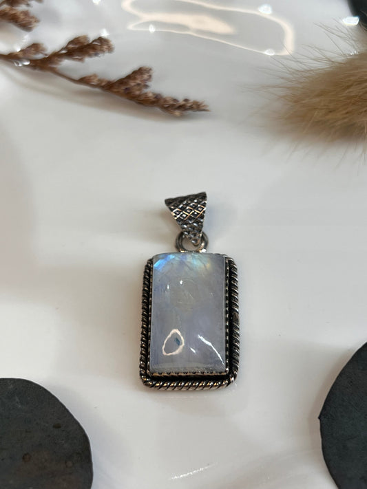 PENDENTIF PIERRE DE LUNE