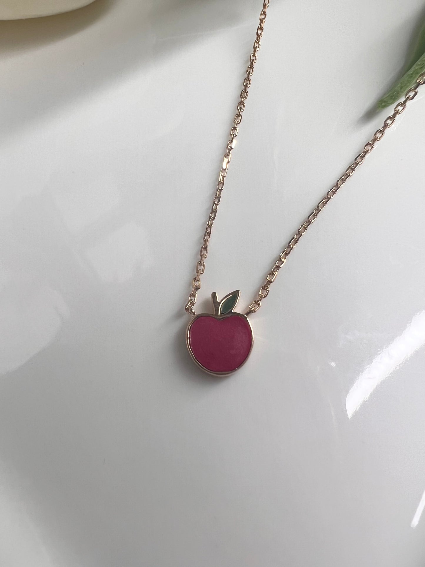 COLLIER POMME