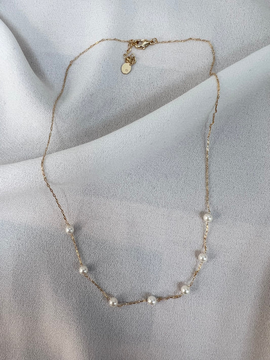COLLIER LORRAINE
